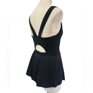 Lululemon pleated plum tank top